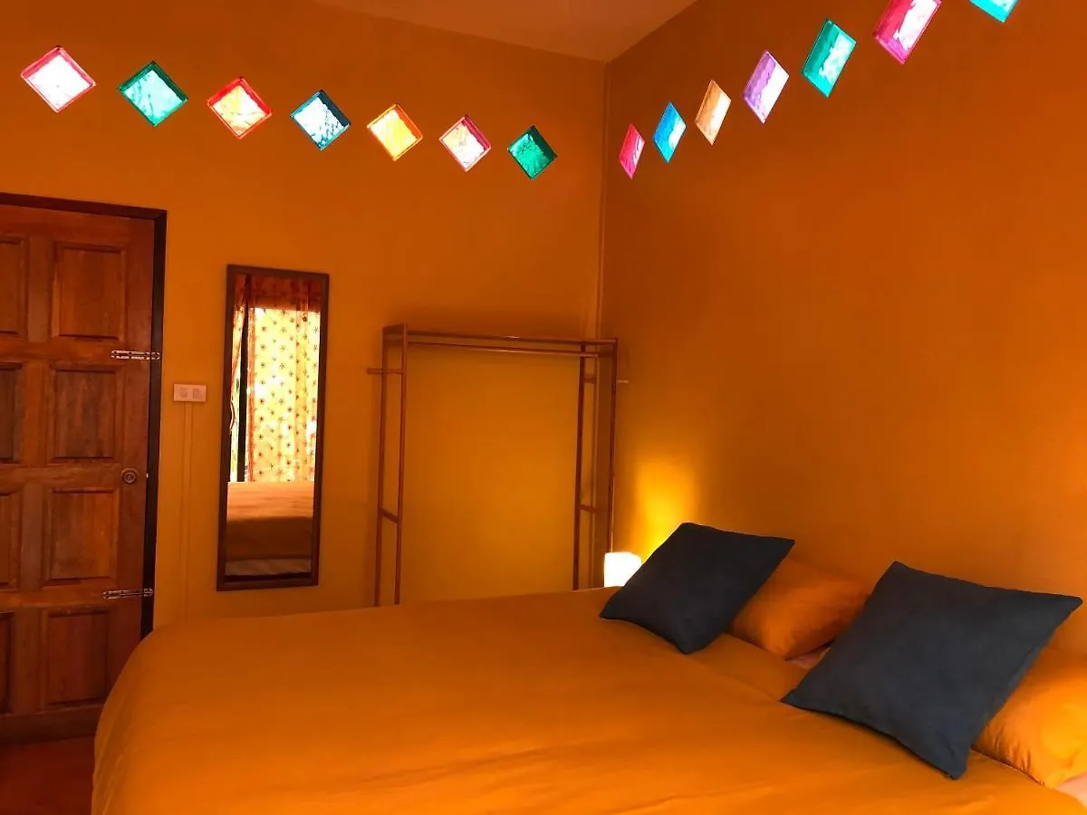 One World Bungalows Ko Lanta 招待所